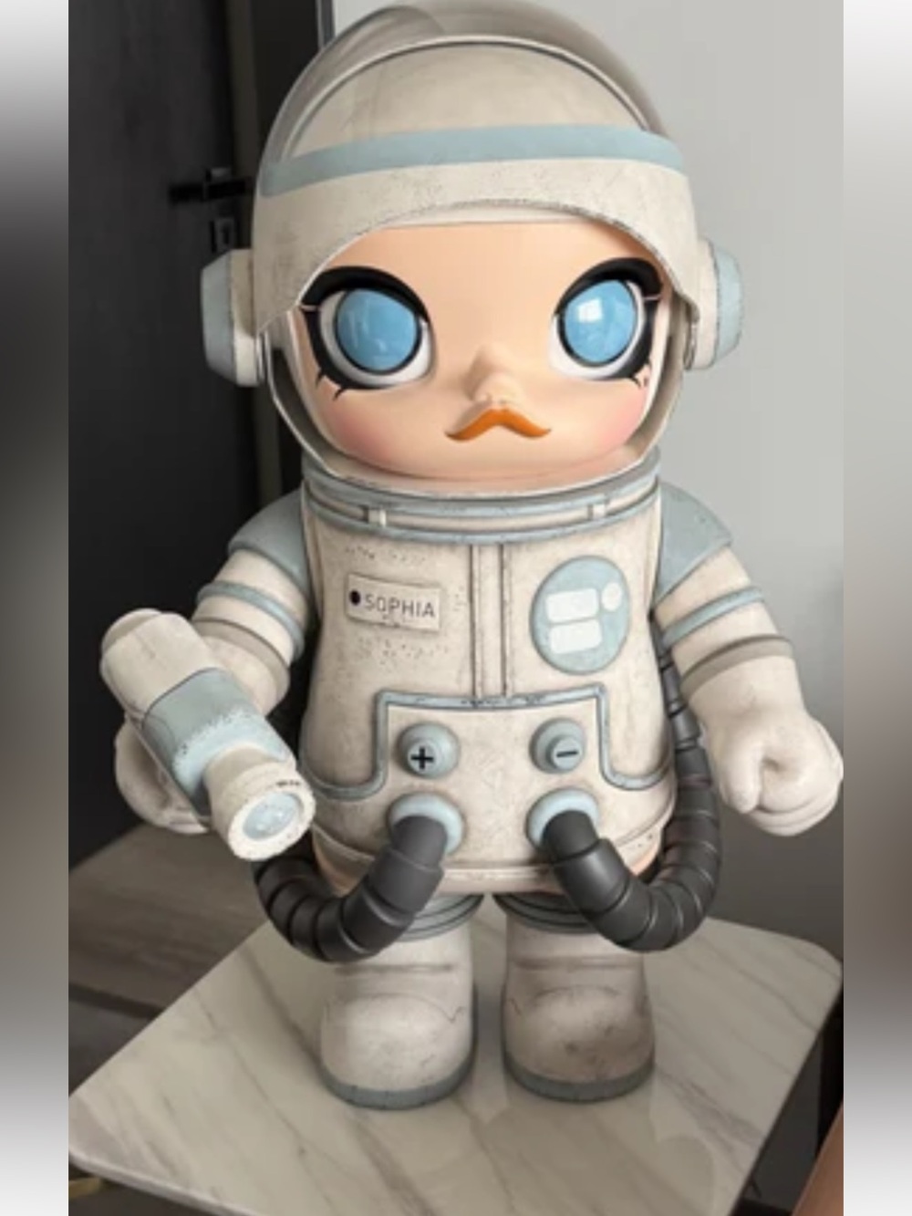 1000% Ashley Wood Mega Space Molly limited to 999 globally! Sealed box